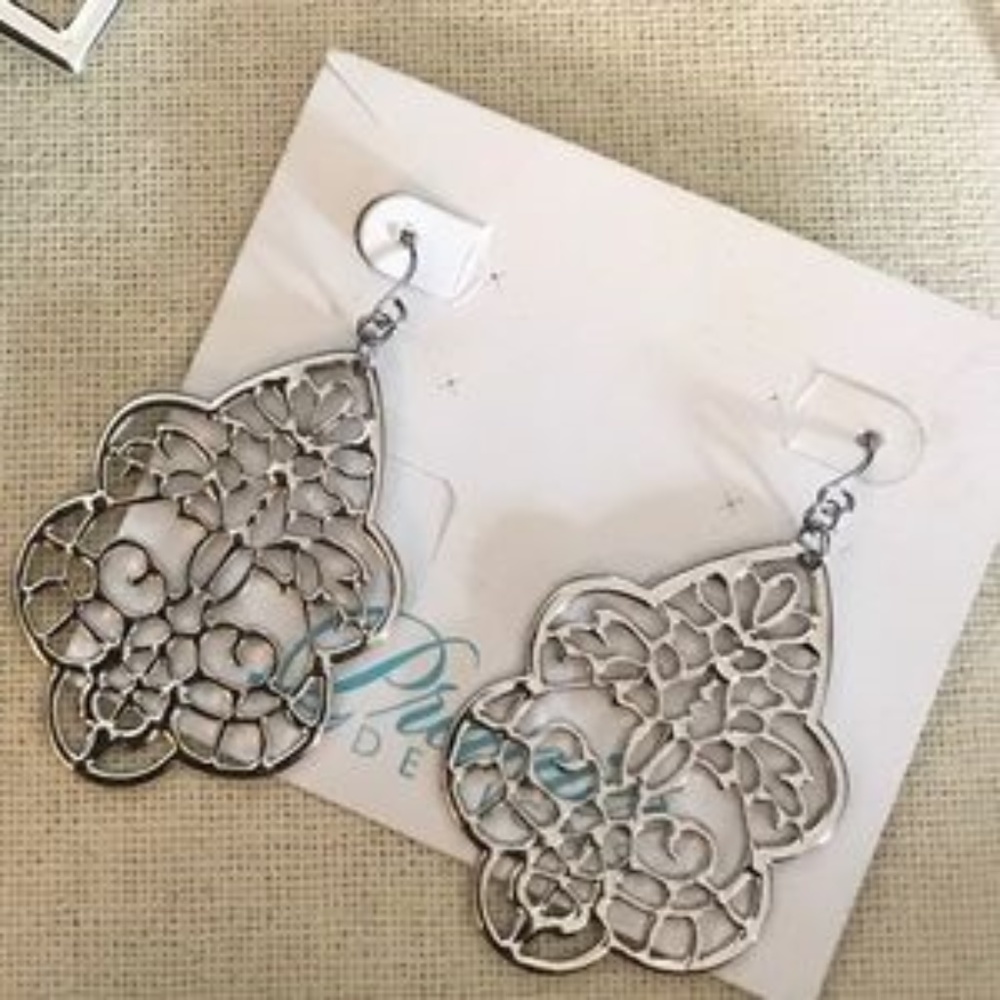 Premeir Designs Marcy